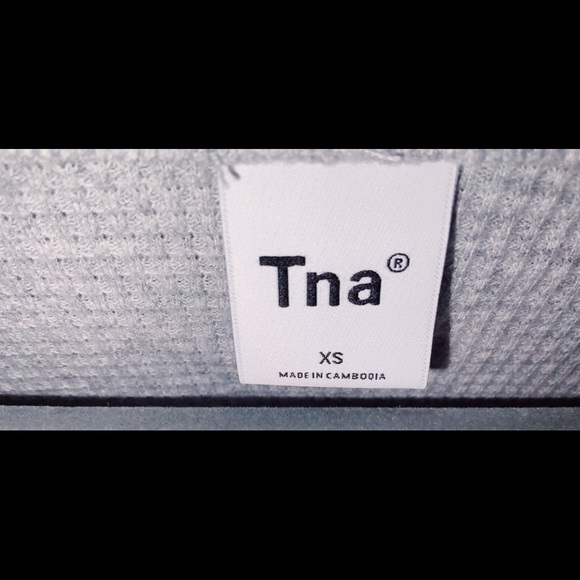 Grey Aritzia top! - Picture 2 of 2